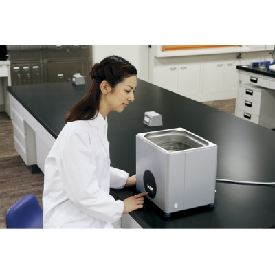 日本亚速旺 ASONE WBX-90 内部循环式恒温水槽 内部循環式恒温水槽 WATER BATH 2-934-01